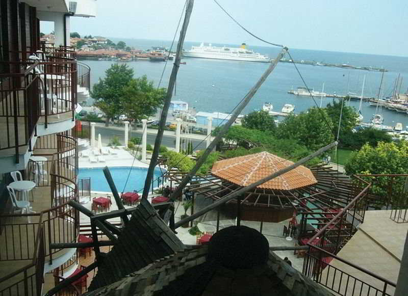 Menabria Nessebar Hotel ภายนอก รูปภาพ